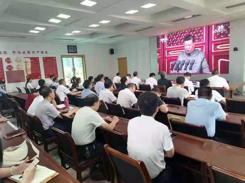 b7b30515984c4241ada511b009d14444.jpg b7b30515984c4241ada511b009d14444.jpg