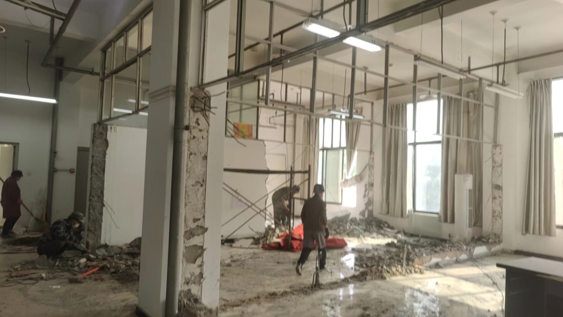 fc9d16255c7b42f38f18327ac80a88da.jpg fc9d16255c7b42f38f18327ac80a88da.jpg