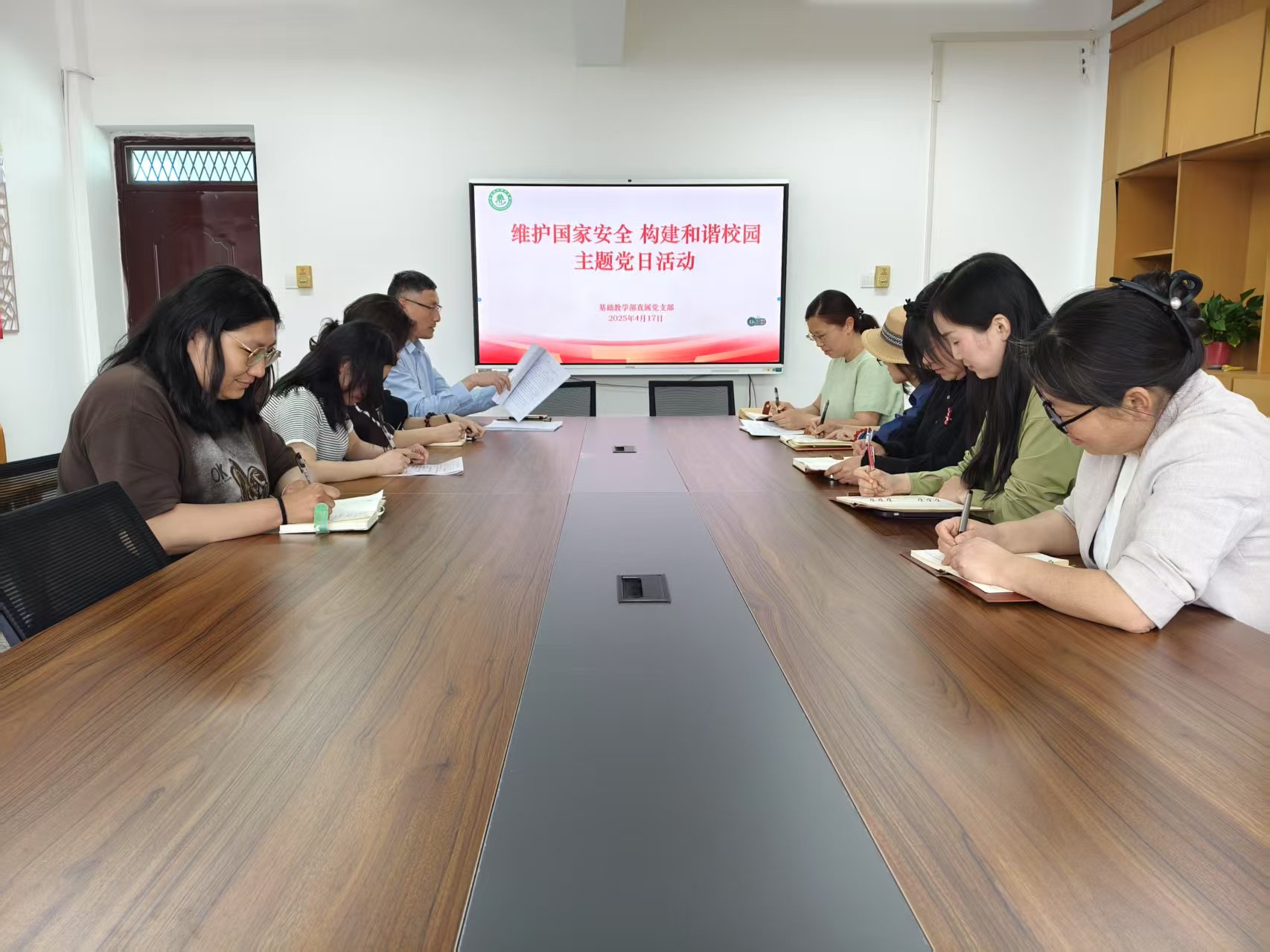 c5b3747921b8494ca41a1bf4ee72036c.jpg c5b3747921b8494ca41a1bf4ee72036c.jpg