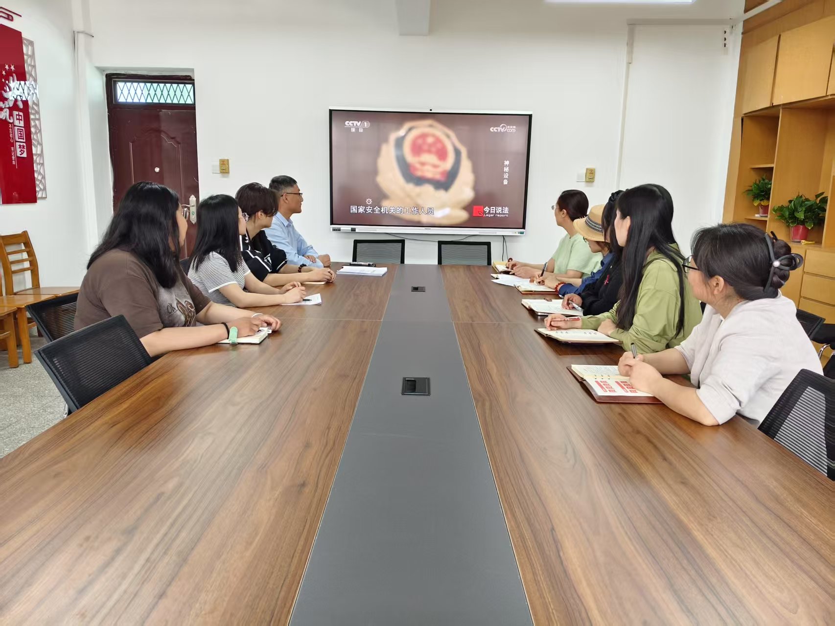 f85eaa0ab04248a69dbf1e8cdcc41b67.jpg f85eaa0ab04248a69dbf1e8cdcc41b67.jpg