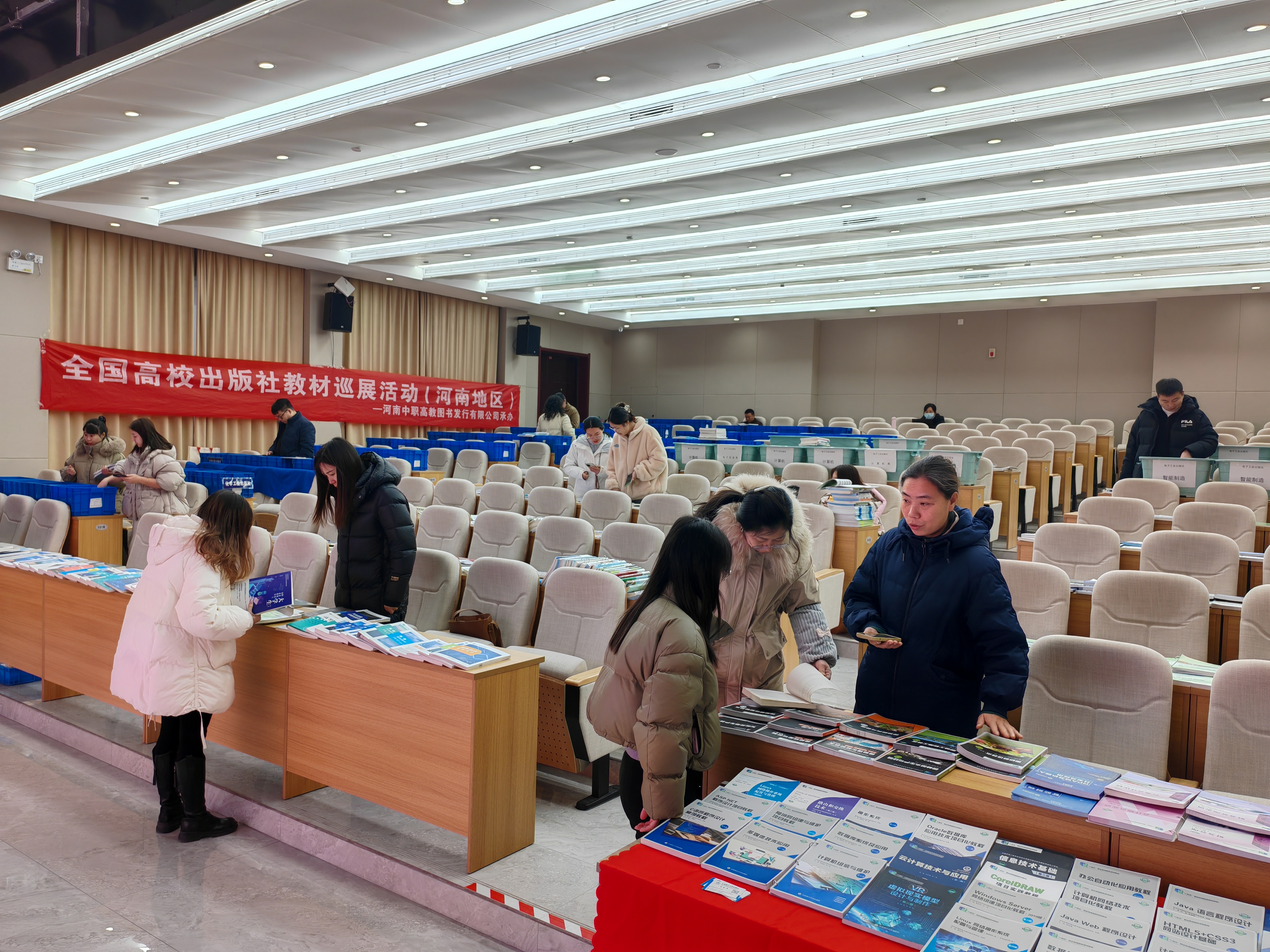 3902f918902844efaa245406fa91fb30.jpg 3902f918902844efaa245406fa91fb30.jpg