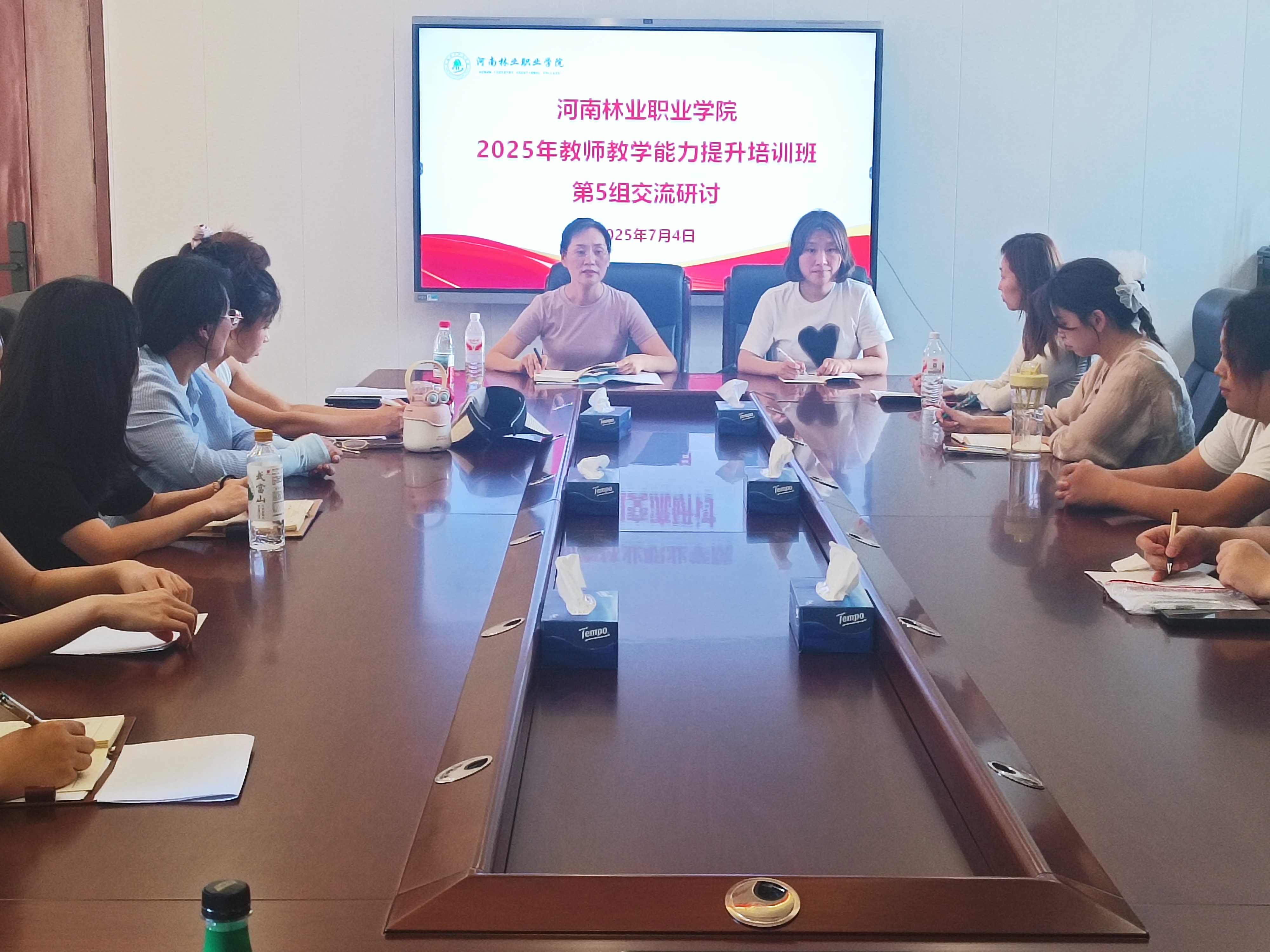 18c3c3c3cec94d2381ed86261b999b56.jpg 18c3c3c3cec94d2381ed86261b999b56.jpg