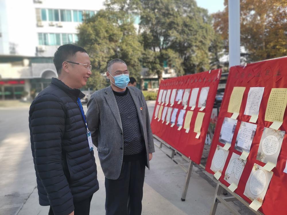 f298ed9fdbe548cc8ff15549f43bbd93.jpg f298ed9fdbe548cc8ff15549f43bbd93.jpg