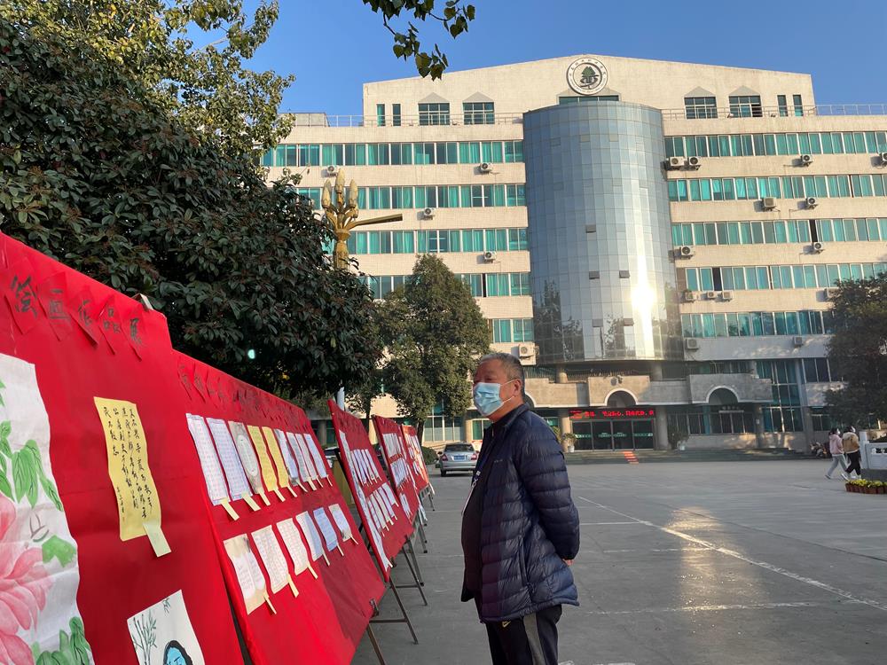 d3e2008a67d9428abdddd1b055904d3c.JPG d3e2008a67d9428abdddd1b055904d3c.JPG