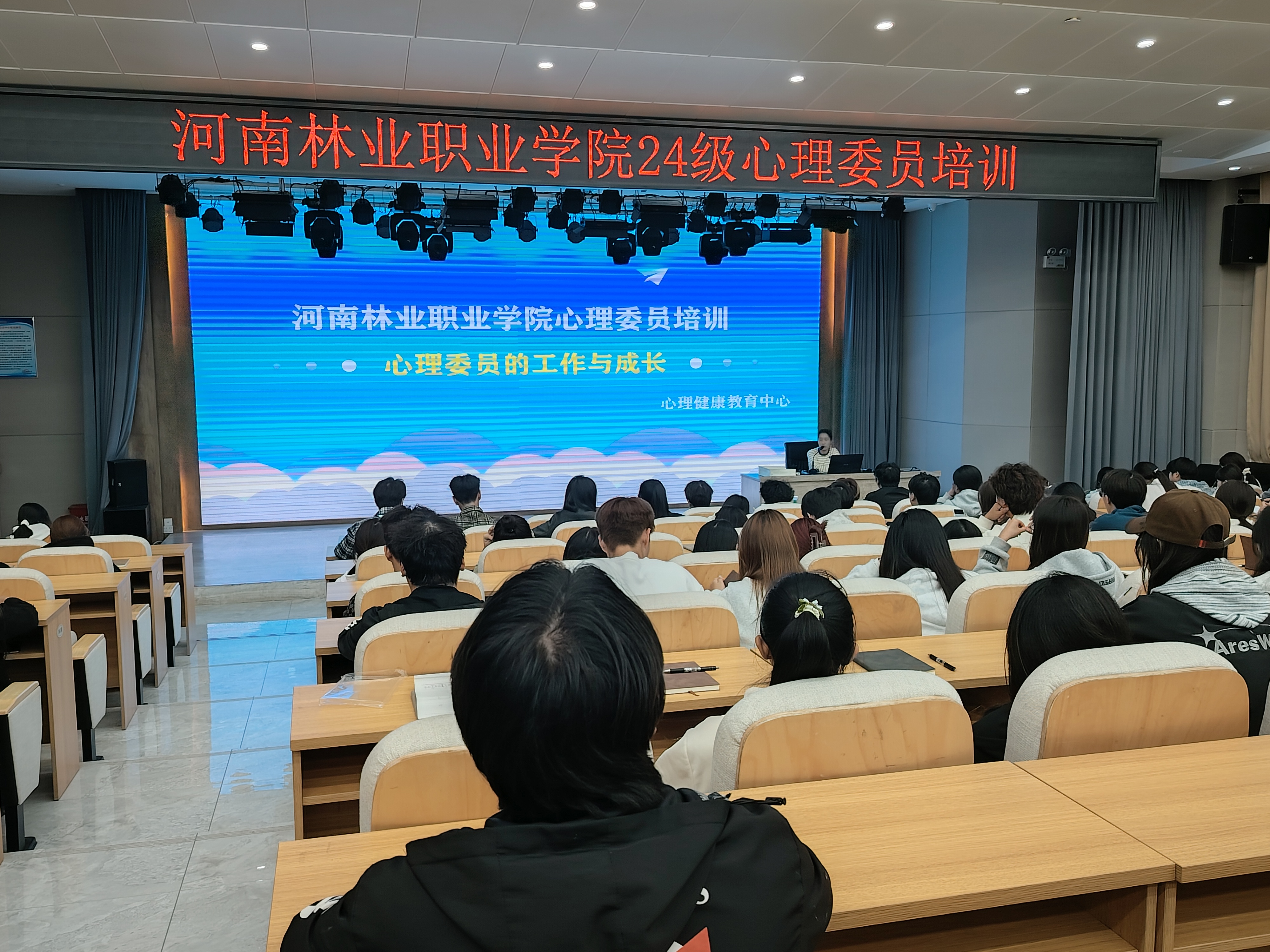 1b47aa617a6644ed831a73df65ae1afb.jpg 1b47aa617a6644ed831a73df65ae1afb.jpg