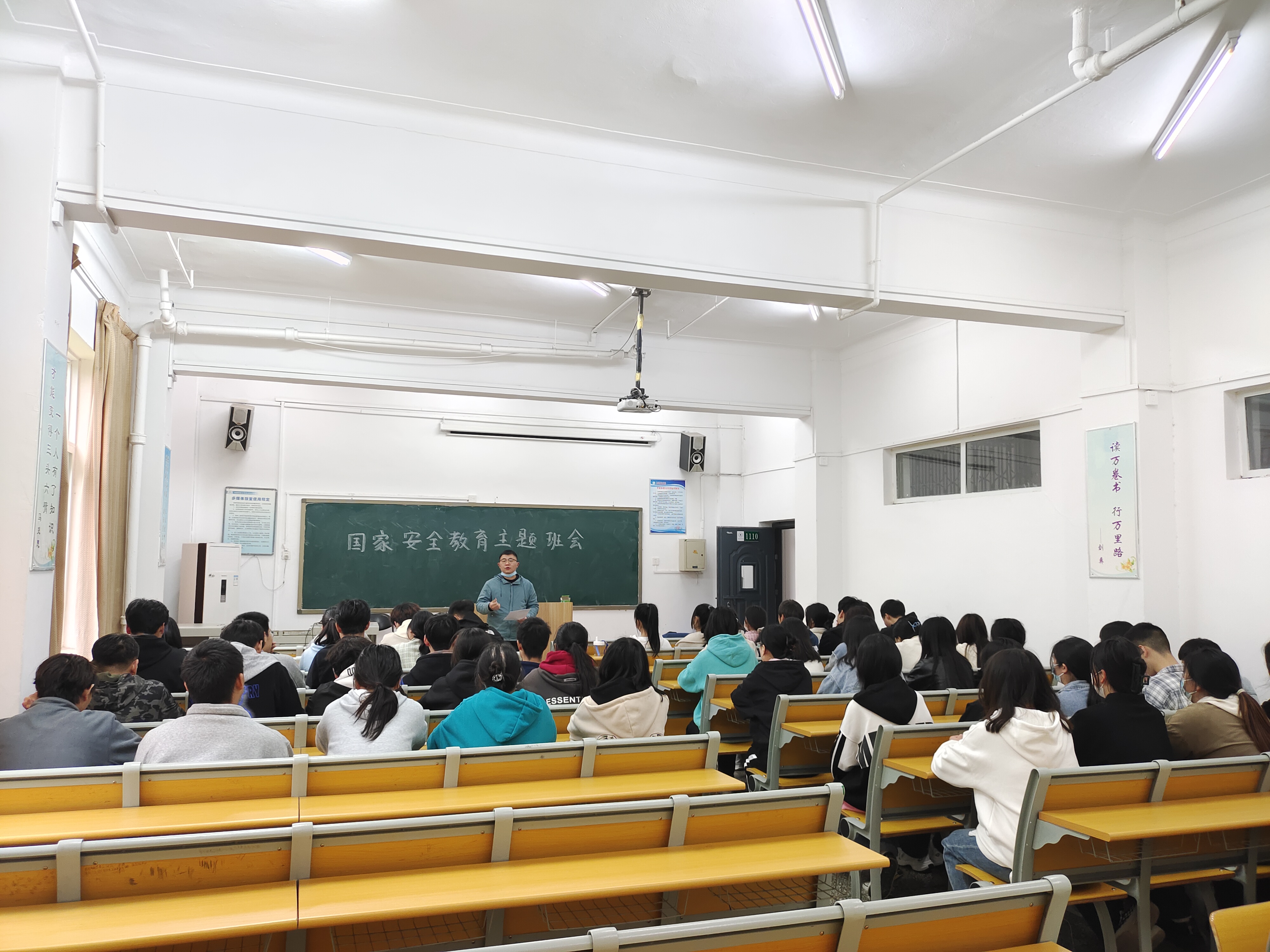 9297e3bacdd74e059375c380b90fbff8.jpg 9297e3bacdd74e059375c380b90fbff8.jpg